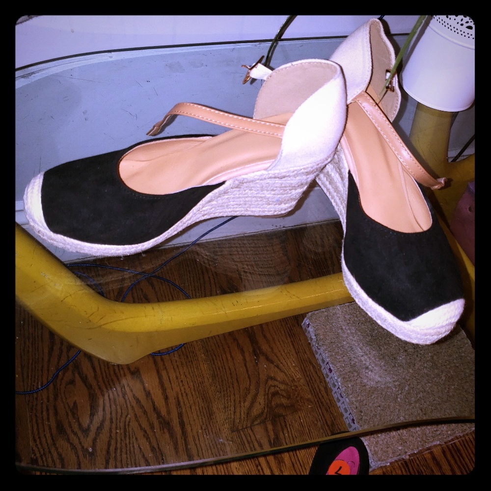 woven wedges